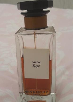 Givenchy ambre tigre