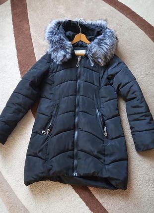 Пальто,куртка подовжена.