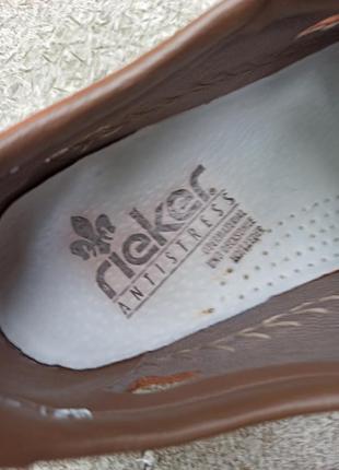 Легкі, комфортні шкіряні туфлі rieker 42 розм8 фото