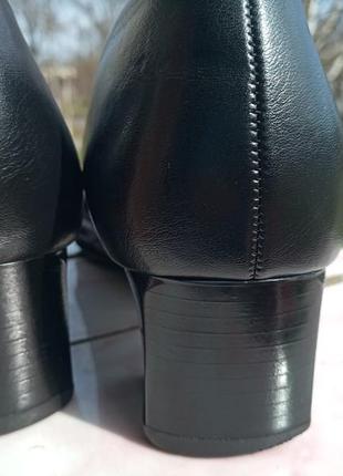 Розкішні шкіряні туфлі gabor comfort 39-404 фото