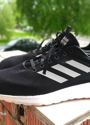 Легкі, комфортні, стильні кросівки adidas cloudfoam lite r...2 фото