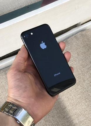 Б/у apple iphone 8 64gb neverlock оригінал з гарантією