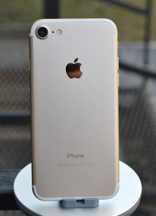 Apple iphone 7 32 gb gold (mn902) ; стан – а (mn902)