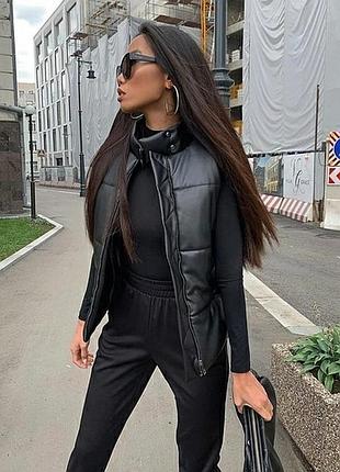 Жилетка кожа