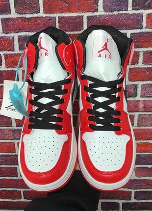 Nike air jordan retro 1 red/white6 фото