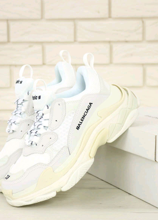 Balenciaga triple s5 фото