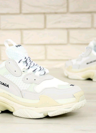 Balenciaga triple s6 фото