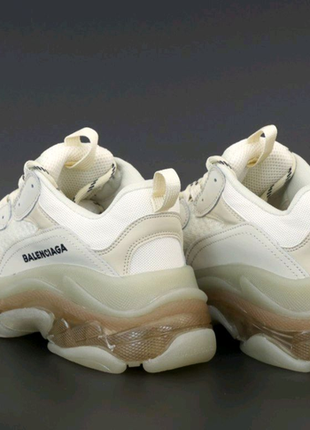 Balenciaga triple s5 фото