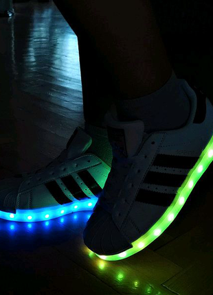 Світяться кросівки adidas superstar2 фото