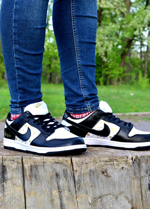 Кросівки nike sb dunk low supreme black stars8 фото