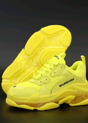 Balenciaga triple s3 фото