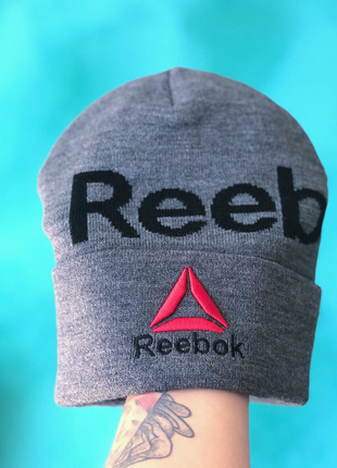 Шапка reebok акція