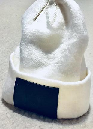 Шапка - лопатка двойная с кожаной нашивкой и заворотом