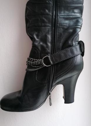 Сапоги с цепочками 3