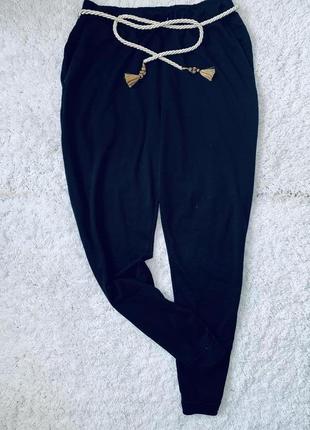 Чёрные весенние  женские штанишки janina тянутся размер указан 42