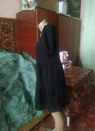 Черное платье воланы3 фото