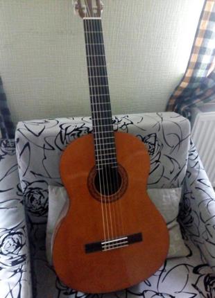 Гітара акустична yamaha1 фото