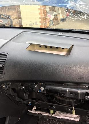 Панель торпедо airbag пасажира kia sorento xm 2010