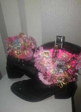 Bershka ковбойки