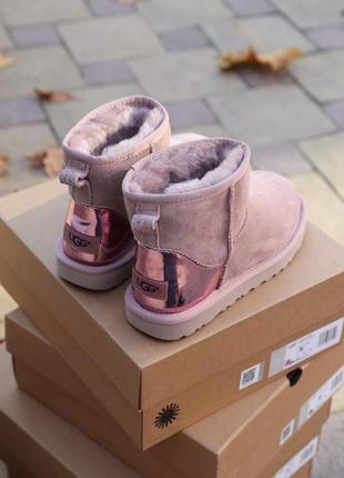 Уги ugg mini pink metallic
угги2 фото