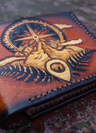 Шкіряний рудий гаманець гори і компас2 фото