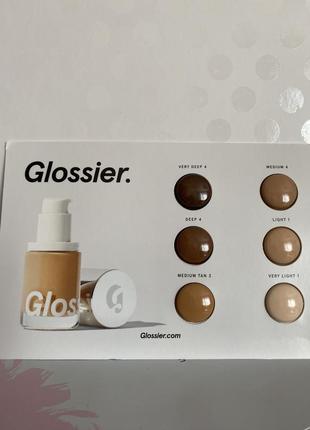 Glossier пробники тонального