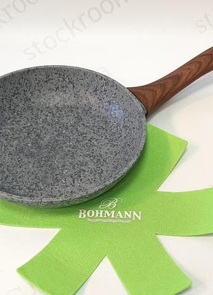 Сковорода велика з антипригарним покриттям bohmann bh 1015-28