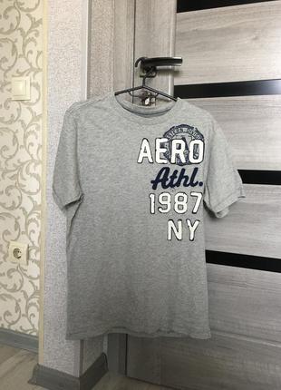 Футболка брендова