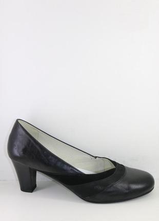 Туфлі жіночі класичні шкіряні чорні на підборах 7.сантиметри р...