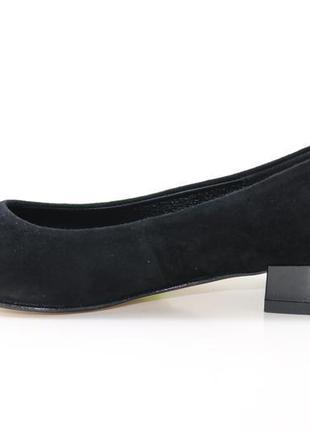 Туфлі-човники жіночі чорні замшеві на підборах 36 розмір iljna...3 фото