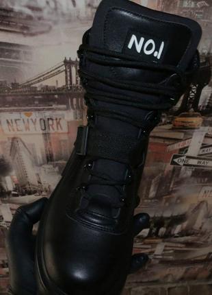 Черевики жіночі чорні шнурок на тракторній підошві зимові шкір...5 фото