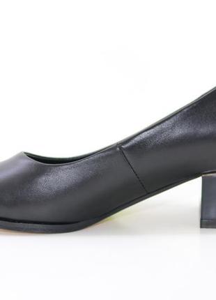 Туфлі жіночі класичні, чорні, шкіряні ilona код-(545/454)3 фото