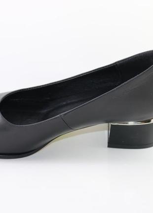 Туфлі жіночі класичні, чорні, шкіряні ilona код-(545/454)6 фото