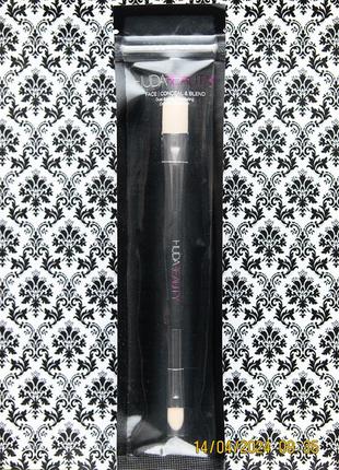 Двусторонняя кисть для консилера huda beauty face conceal & blend dual ended complexion brush1 фото