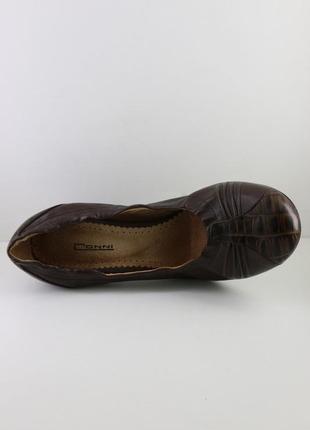 Туфлі жіночі класичні шкіряні на підборах 7.5 см колір коричне...8 фото