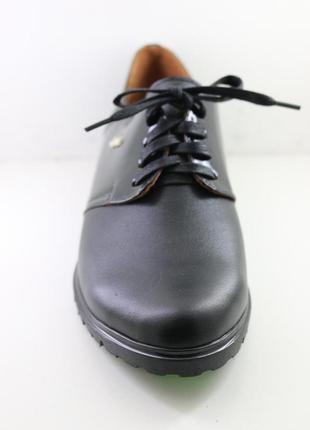 Туфлі жіночі чорні на шнуровці закриті розмір 36 по стельці 23...5 фото