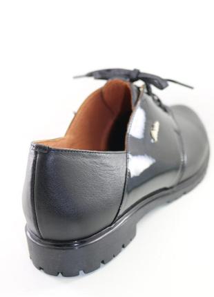 Туфлі жіночі чорні на шнуровці закриті розмір 36 по стельці 23...6 фото