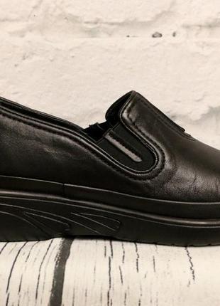 Жіночі туфлі комфорт шкіряні чорні на гарну повноту, невелика ...3 фото