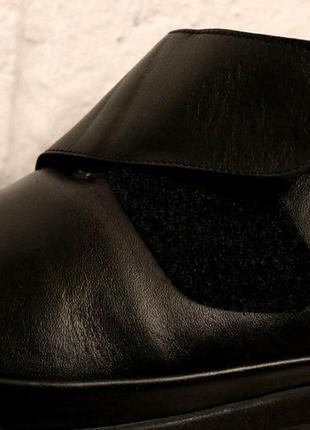 Жіночі туфлі комфорт турецькі шкіряні чорні на липучці невелик...8 фото