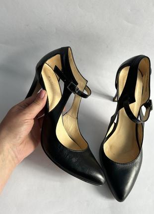 Жіночі шкіряні туфлі від kiomi4 фото