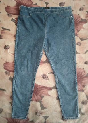 Стрейчевые джинсы1 фото