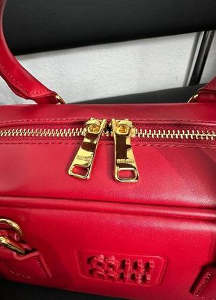 Сумка красная кожаная в стиле miu miu arcadie bag5 фото