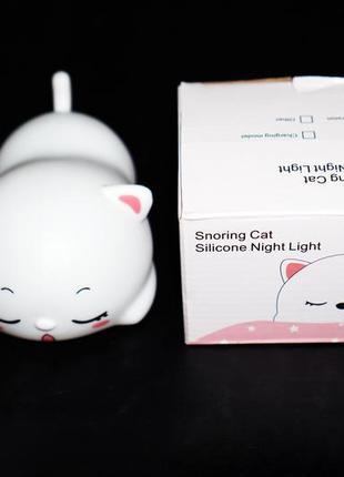 Нічний led світильник силіконовий сплячий кошеня з акумулятором