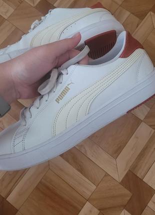Білі кросівки puma 40 розмір