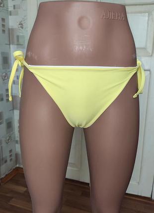 Купальник плавки трусики.