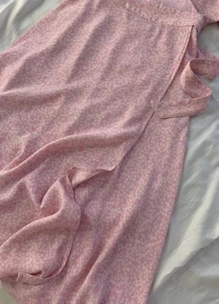 Розовое миди платье на запах mbym5 фото