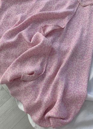 Розовое миди платье на запах mbym9 фото