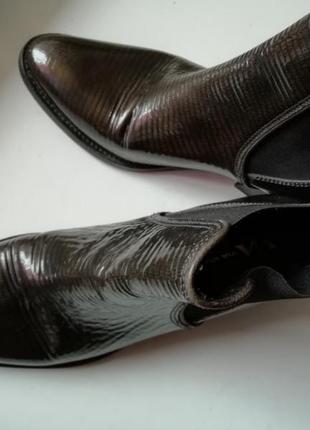 Лаковые кожаные ботинки челси via vai нидерланды р.38/247 фото