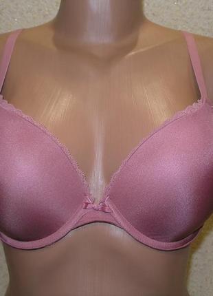 Красивый бюстгальтер uk34d eur75d пушап