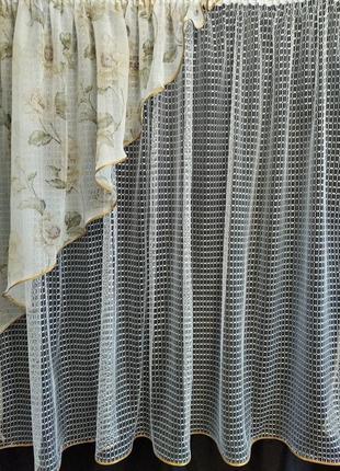 Готова кухонні фіранки.